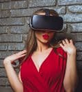 Women wis wearable technologie
