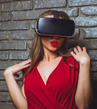 Women wis wearable technologie
